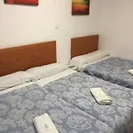 Pension La Ferroviaria - No Fumadores - Sin Ascensor سرقسطة