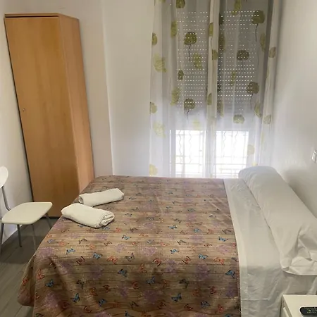 La Ferroviaria - Con Balcon - 1 Cama Con Bano Privado-sin Ascensor Penzion Zaragoza
