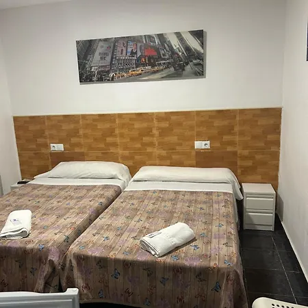 Pensión LF Habitaciones One Sin Ascensor -No Fumadores 2* Zaragoza