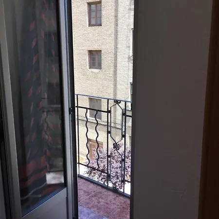 Lf - No Fumadores - Sin Ascensor 3* Zaragoza